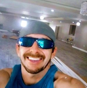 Meet your Posher, Bobby